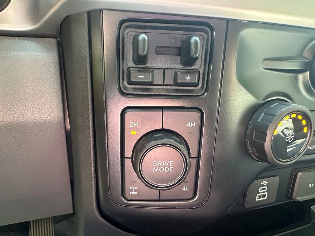 2023 Ford F-250SD XL STX Crew Cab