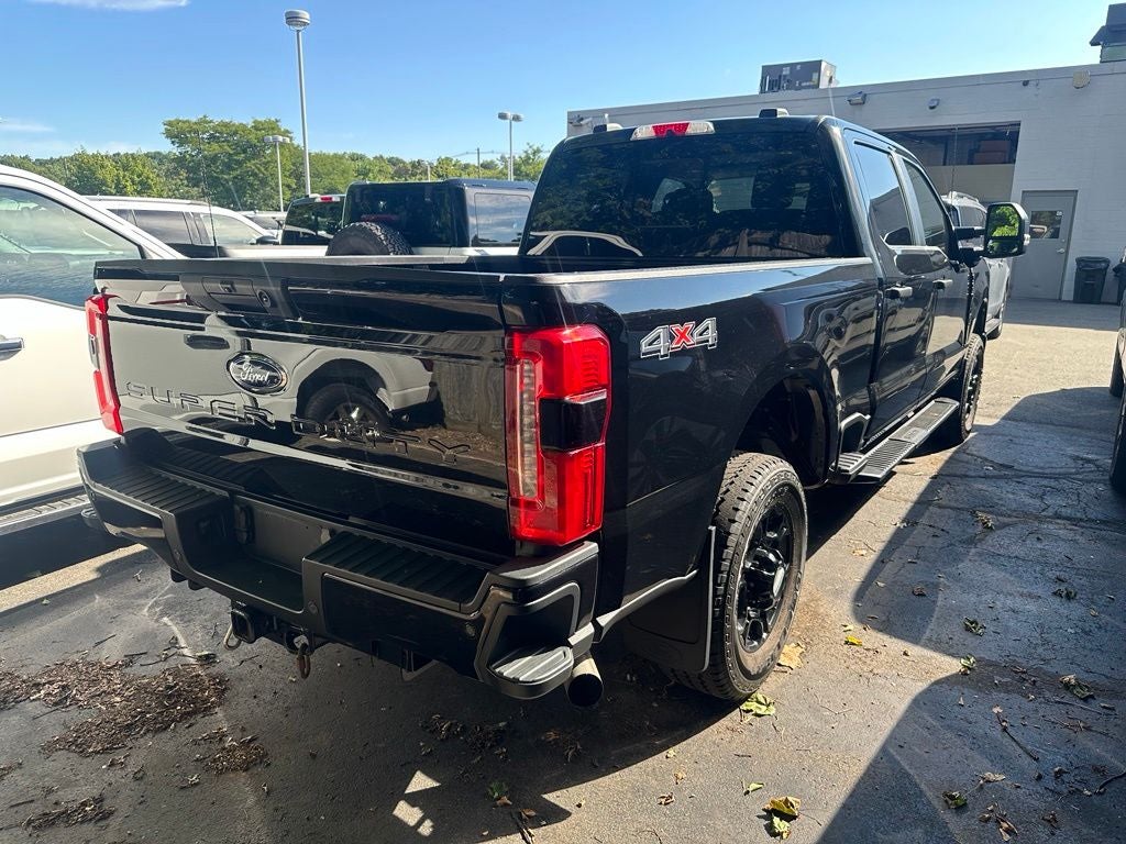 2023 Ford F-250SD XL STX Crew Cab