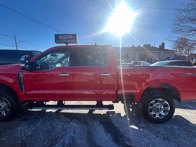 2024 Ford Super Duty F-250 Lariat Crew Cab 4x4