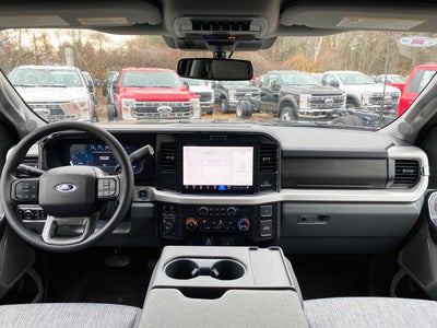 2026 Ford Super Duty F-250 XLT Crew Cab 4x4