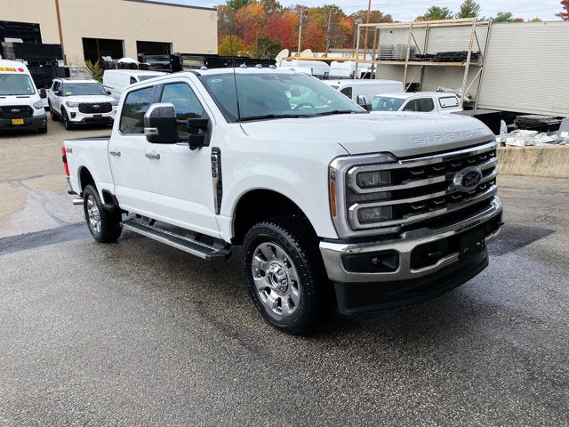2026 Ford Super Duty F-350 Lariat Crew Cab 4x4
