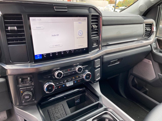 2026 Ford Super Duty F-350 Lariat Crew Cab 4x4