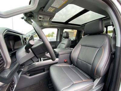 2026 Ford Super Duty F-350 Lariat Crew Cab 4x4