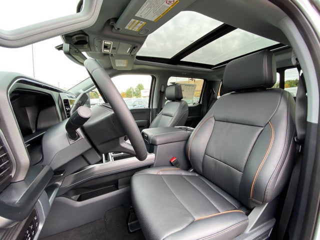 2026 Ford Super Duty F-350 Lariat Crew Cab 4x4