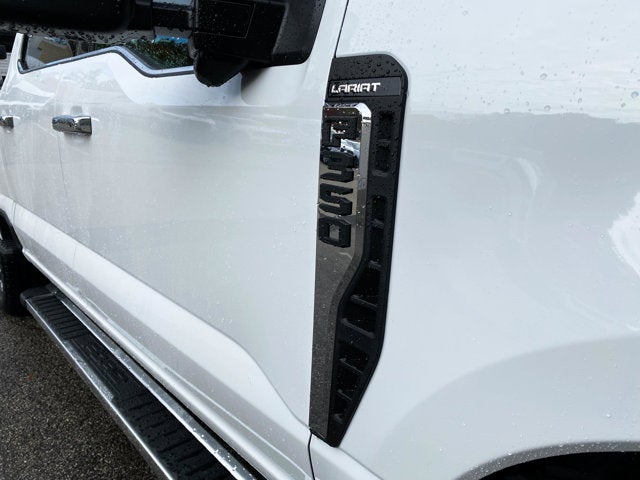 2026 Ford Super Duty F-350 Lariat Crew Cab 4x4