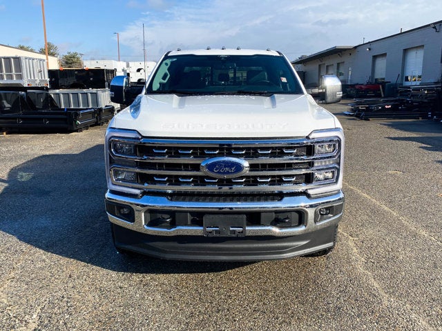 2026 Ford Super Duty F-350 Lariat Crew Cab 4x4