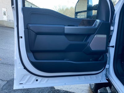 2026 Ford Super Duty F-350 Lariat Crew Cab 4x4