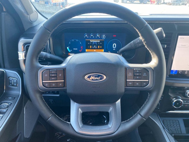 2026 Ford Super Duty F-350 Lariat Crew Cab 4x4