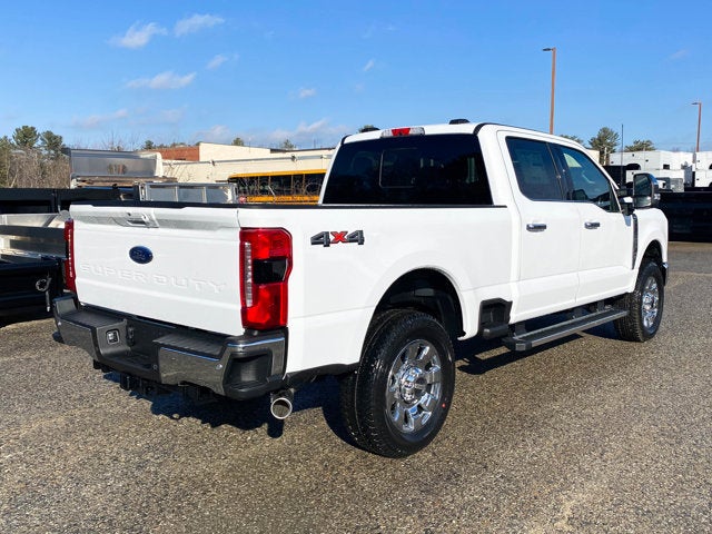 2026 Ford Super Duty F-350 Lariat Crew Cab 4x4