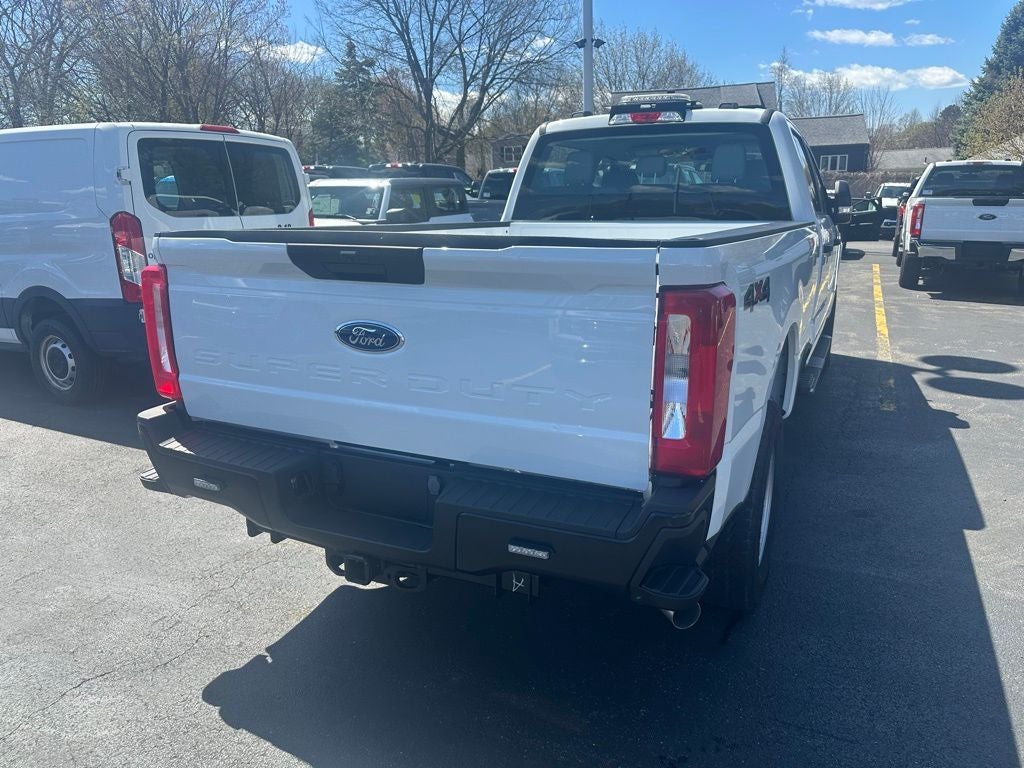 2024 Ford F-350 F-350® XL