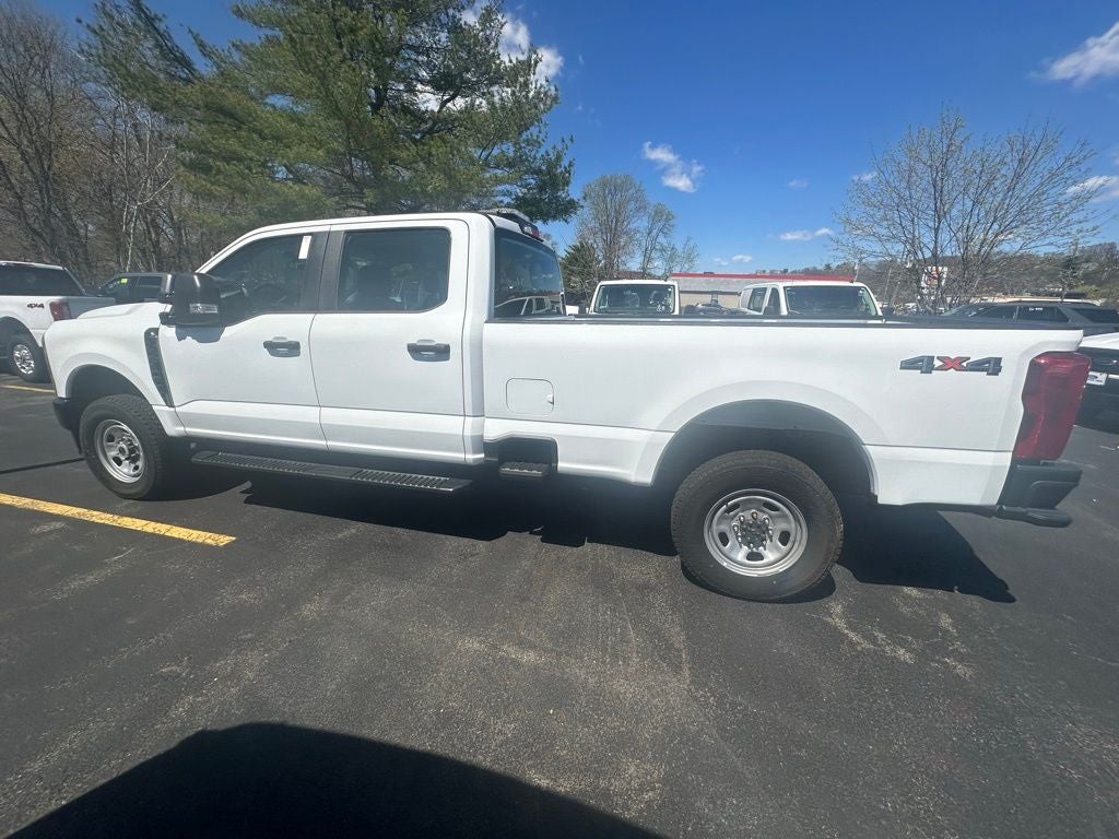 2024 Ford F-350 F-350® XL