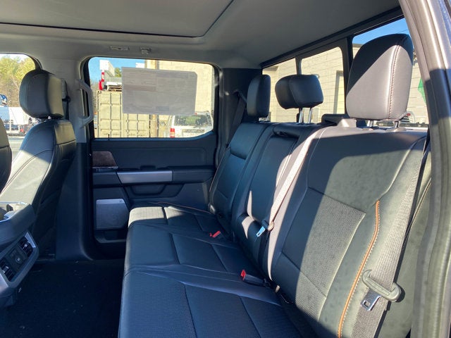 2026 Ford Super Duty F-350 Lariat Crew Cab 4x4