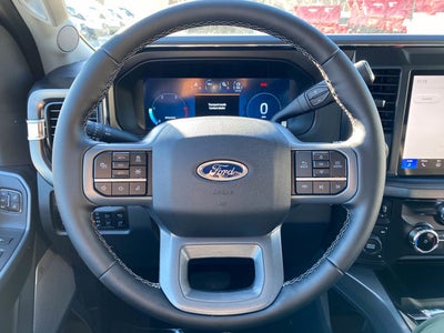 2026 Ford Super Duty F-350 Lariat Crew Cab 4x4