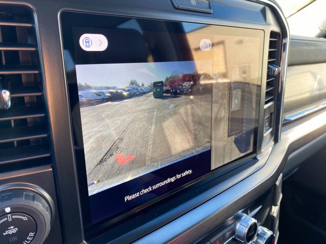 2026 Ford Super Duty F-350 Lariat Crew Cab 4x4