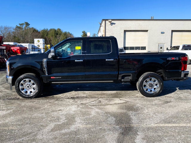 2026 Ford Super Duty F-350 Lariat Crew Cab 4x4
