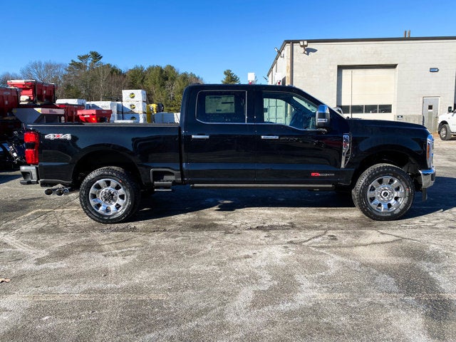 2026 Ford Super Duty F-350 Lariat Crew Cab 4x4