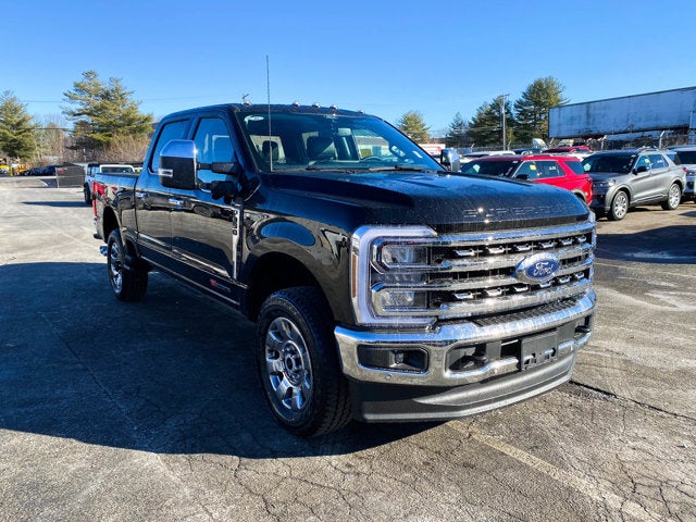 2026 Ford Super Duty F-350 Lariat Crew Cab 4x4