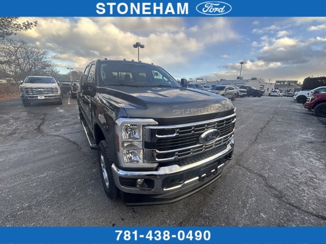 2026 Ford Super Duty F-350 XLT Crew Cab 4x4
