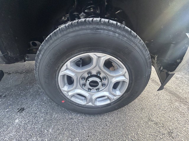 2026 Ford Super Duty F-350 XLT Crew Cab 4x4