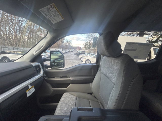 2026 Ford Super Duty F-350 XLT Crew Cab 4x4