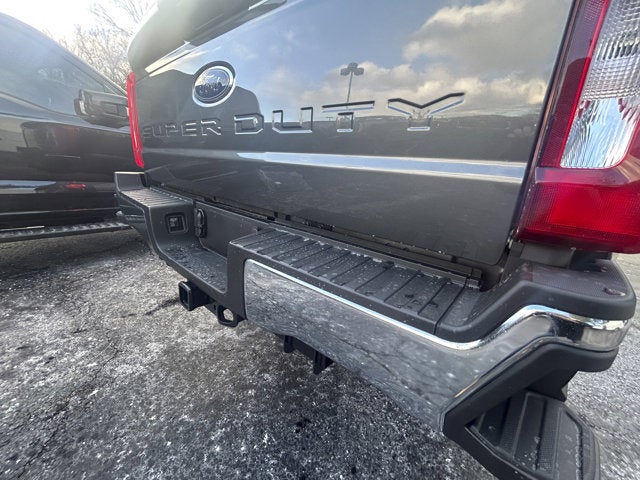 2026 Ford Super Duty F-350 XLT Crew Cab 4x4