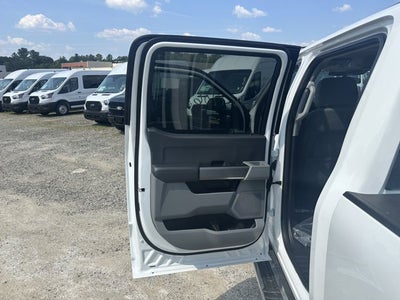 2025 Ford Super Duty F-350 XLT Crew Cab 4x4