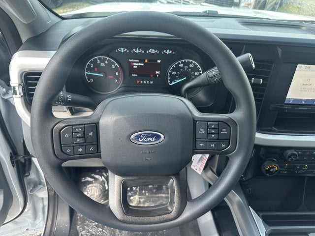 2025 Ford Super Duty F-350 XLT Crew Cab 4x4