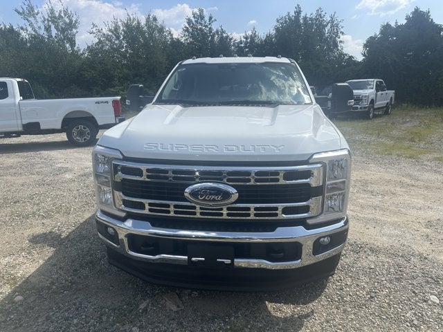 2025 Ford Super Duty F-350 XLT Crew Cab 4x4