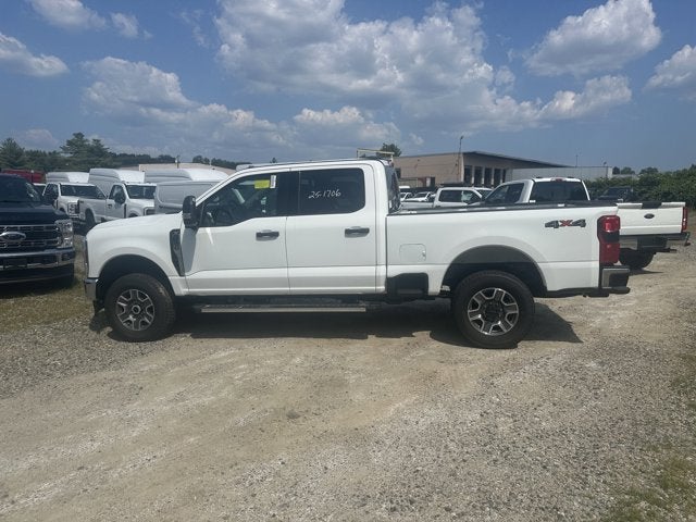 2025 Ford Super Duty F-350 XLT Crew Cab 4x4