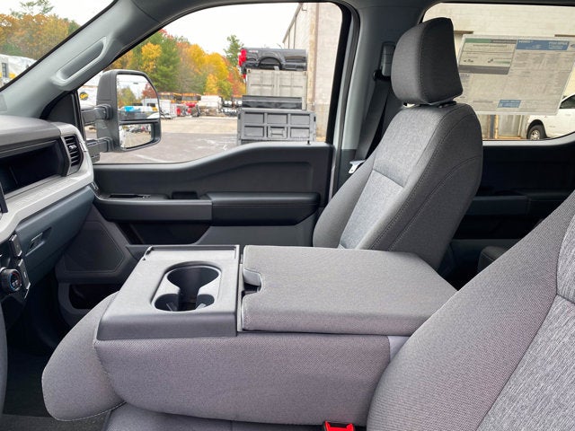 2026 Ford Super Duty F-350 XL Crew Cab 4x4