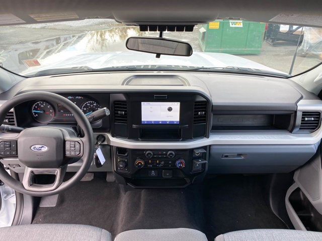 2026 Ford Super Duty F-350 XL Crew Cab 4x4