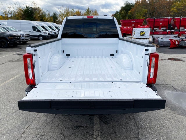 2026 Ford Super Duty F-350 XL Crew Cab 4x4