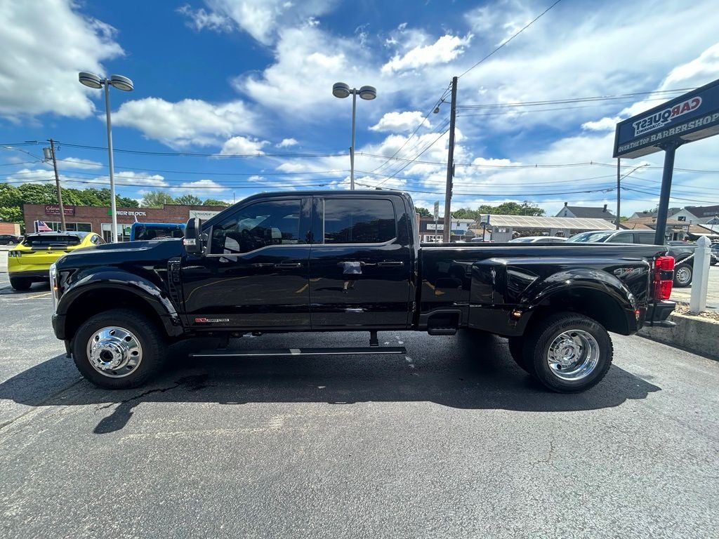 2025 Ford F-450 Platinum Crew Cab 4x4 DRW
