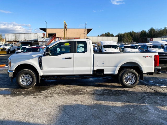 2026 Ford Super Duty F-350 XL Super Cab 4x4