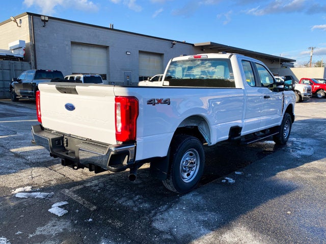 2026 Ford Super Duty F-350 XL Super Cab 4x4