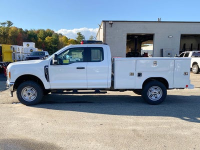 2026 Ford Super Duty F-350 XL Super Cab 4x4