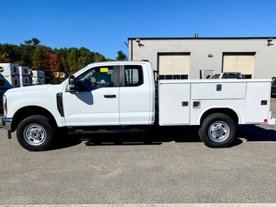 2026 Ford Super Duty F-350 XL Super Cab 4x4