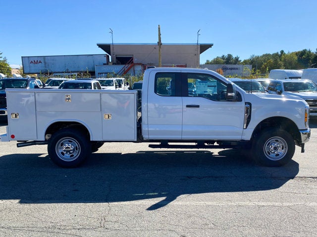 2026 Ford Super Duty F-350 XL Super Cab 4x4