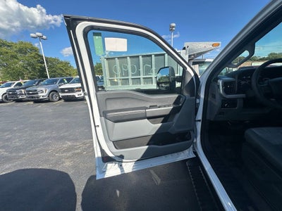 2027 Ford F-350 XLT