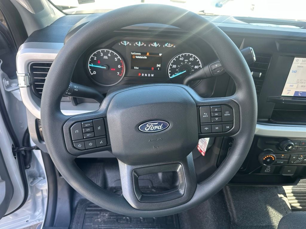 2027 Ford F-350 XLT