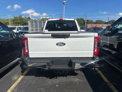 2027 Ford F-350 XLT