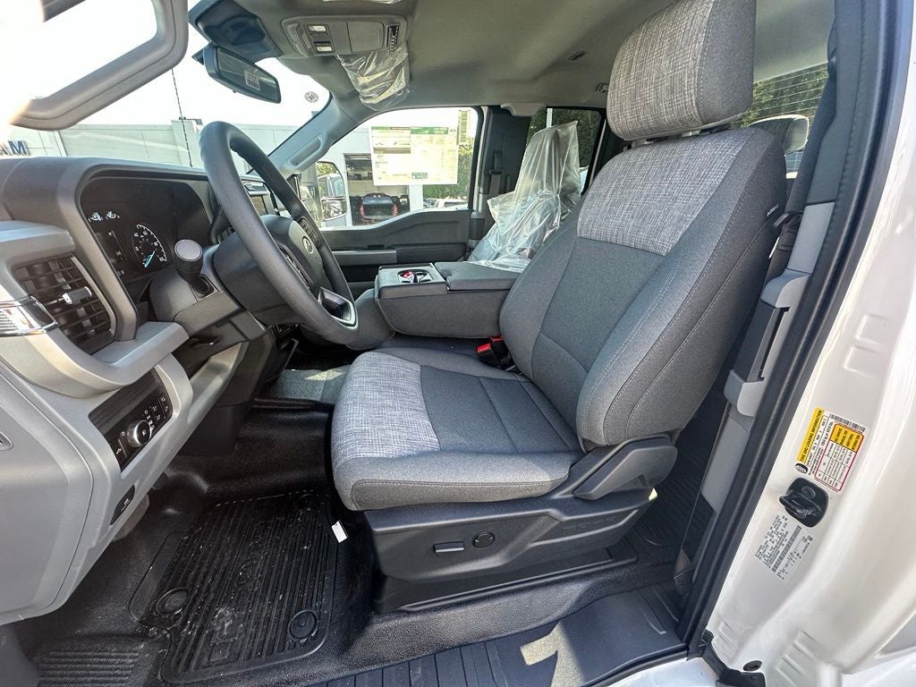 2027 Ford F-350 XLT