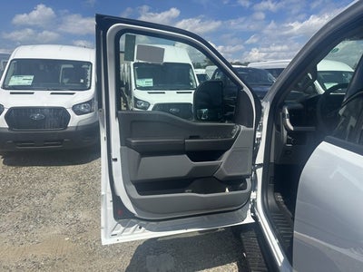 2025 Ford Super Duty F-350 XLT Super Cab 4x4