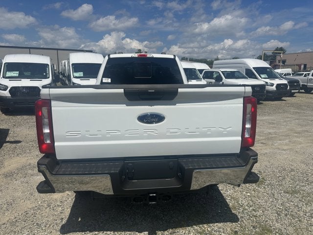 2025 Ford Super Duty F-350 XLT Super Cab 4x4