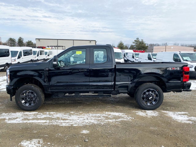 2026 Ford Super Duty F-350 STX Super Cab 4x4