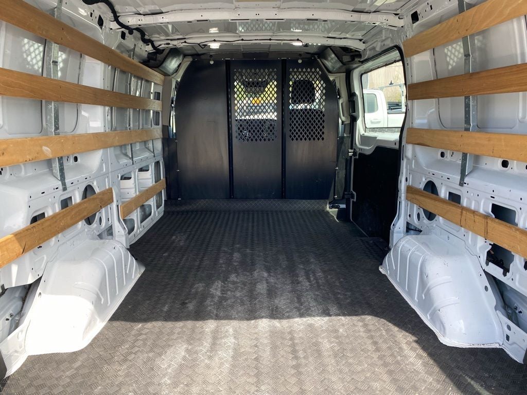 2024 Ford Transit Cargo Van T-250 130" Low Rf 9070 GVWR RWD