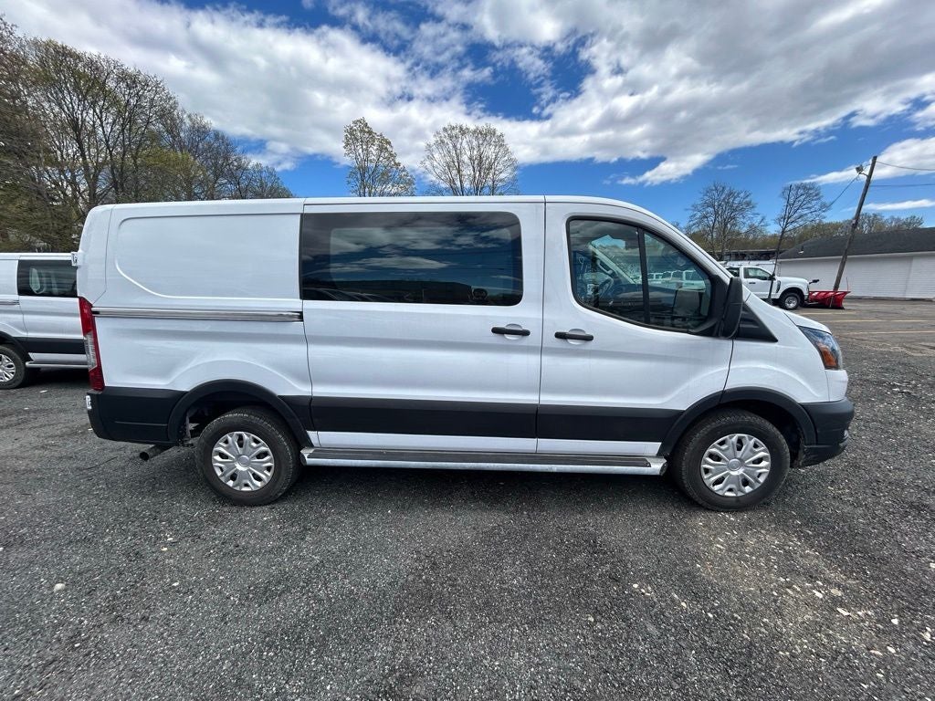 2024 Ford Transit Cargo Van T-250 130" Low Rf 9070 GVWR RWD