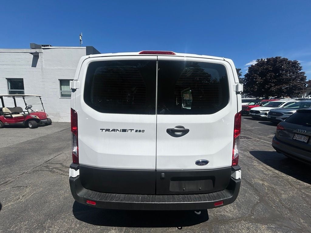 2025 Ford Transit-250 Base