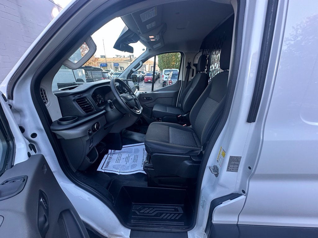 2025 Ford Transit-250 Base Low Roof