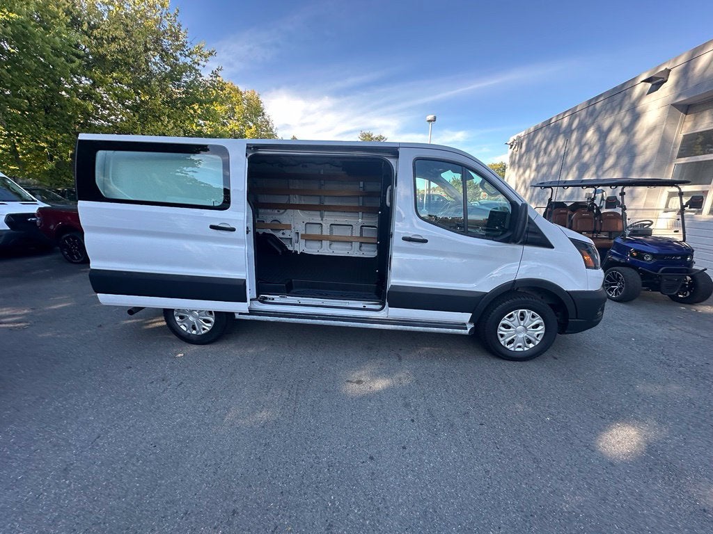 2025 Ford Transit-250 Base Low Roof